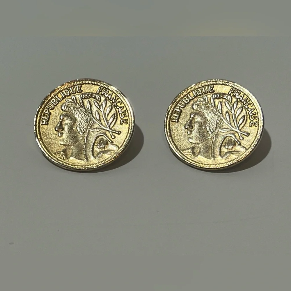 Vintage Lady France Francaise Republique Coin Earrings Pierced - Picture 7 of 8